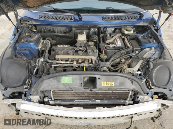 2002 MINI Hardtop with VIN WMWRC33472TC38332, listed as a Copart auction lot 86507464 with 175,252 mi miles and Salvage Title. Bid and sale history available at DreamBid. Image 11.