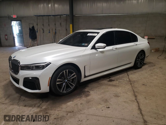 2020 BMW 7 Series 740i xDrive z VIN WBA7T4C04LGG62734, wystawiony jako Copart lot #54722014 z przebiegiem 77 203 mil mil oraz Szkoda całkowita • Salvage title. Historia ofert i sprzedaży dostępna na DreamBid. Obrazek 1.