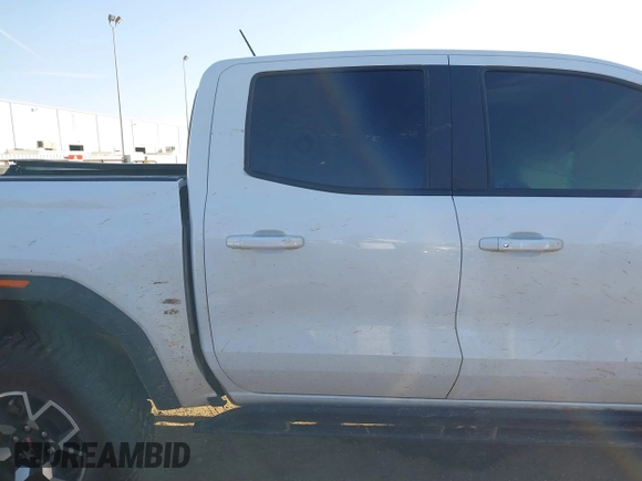 2023 GMC Canyon 4WD AT4X with VIN 1GTP6EEK4P1199532, listed as a IAAI auction lot 41027695 with 1 mi miles. Bid and sale history available at carsss.com. Image 8.