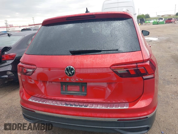2022 Volkswagen Tiguan SE with VIN 3VV3B7AX7NM170227, listed as a IAAI auction lot 42161892 with 37,092 mi miles and . Bid and sale history available at DreamBid. Image 15.