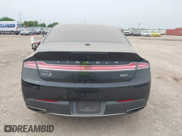 2017 Lincoln MKZ Reserve z VIN 3LN6L5EC4HR619712, wystawiony jako IAAI lot #41899418 z przebiegiem 77 481 mil mil oraz . Historia ofert i sprzedaży dostępna na DreamBid. Obrazek 16.