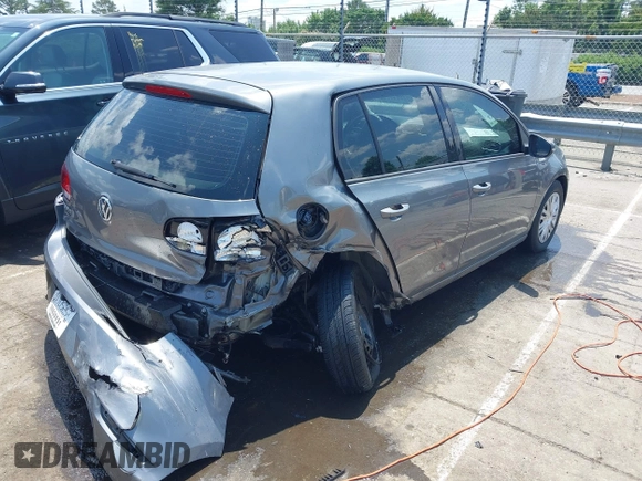 2014 Volkswagen Golf with VIN WVWDB7AJ0EW002332, listed as a IAAI auction lot 42449267 with 55,496 mi miles and . Bid and sale history available at DreamBid. Image 4.