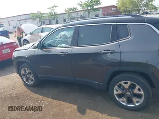 2019 Jeep Compass High Altitude z VIN 3C4NJDCB0KT817868, wystawiony jako IAAI lot #42412551 z przebiegiem 32 916 mil mil oraz . Historia ofert i sprzedaży dostępna na DreamBid. Obrazek 14.