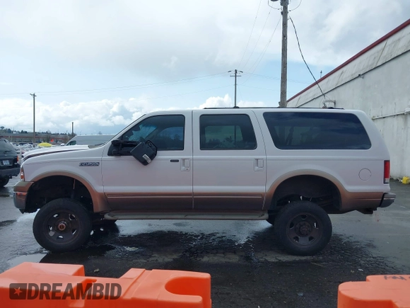 2001 Ford Excursion Limited with VIN 1FMSU43F31EC37134, listed as a IAAI auction lot 41903739 with 152,052 mi miles and . Bid and sale history available at DreamBid. Image 14.