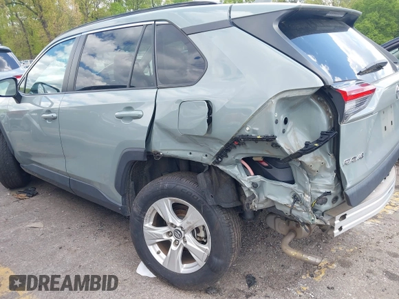 2019 Toyota RAV4 XLE with VIN 2T3W1RFV3KW056351, listed as a IAAI auction lot 42011662 with 64,634 mi miles. Bid and sale history available at carsss.com. Image 18.