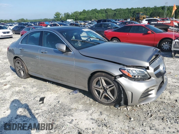 2020 Mercedes-Benz C 300 z VIN 55SWF8EB2LU329322, wystawiony jako Copart lot #60037785 z przebiegiem Nie podano mil oraz Czysty tytuł • Clean title. Historia ofert i sprzedaży dostępna na DreamBid. Obrazek 4.