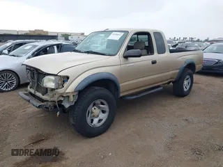 2002 Toyota Tacoma PreRunner z VIN 5TESN92N62Z050332, wystawiony jako IAAI lot #42458812 z przebiegiem 147 802 mil mil oraz . Historia ofert i sprzedaży dostępna na DreamBid. Obrazek 2.
