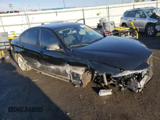 2018 BMW 3 Series 320i xDrive with VIN WBA8A3C51JA488330, listed as a Copart auction lot 42723395 with 0 mi miles and Salvage Title. Bid and sale history available at carsss.com. Image 4.