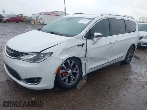 2018 Chrysler Pacifica Limited z VIN 2C4RC1GG8JR107182, wystawiony jako IAAI lot #42113415 z przebiegiem 154 982 mil mil oraz . Historia ofert i sprzedaży dostępna na DreamBid. Obrazek 2.