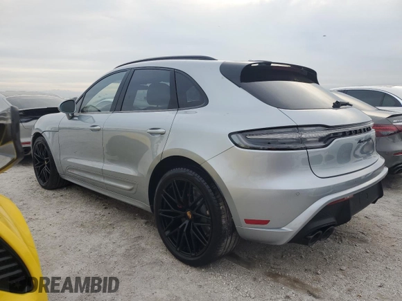 2023 Porsche Macan GTS z VIN WP1AF2A53PLB56470, wystawiony jako Copart lot #76620874 z przebiegiem Nie podano mil oraz Nie do naprawy • Non repairable. Historia ofert i sprzedaży dostępna na DreamBid. Obrazek 2.