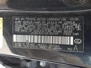 2006 Lexus ES 330 with VIN JTHBA30G165155199, listed as a IAAI auction lot 42115102 with 258,440 mi miles. Bid and sale history available at carsss.com. Image 9.