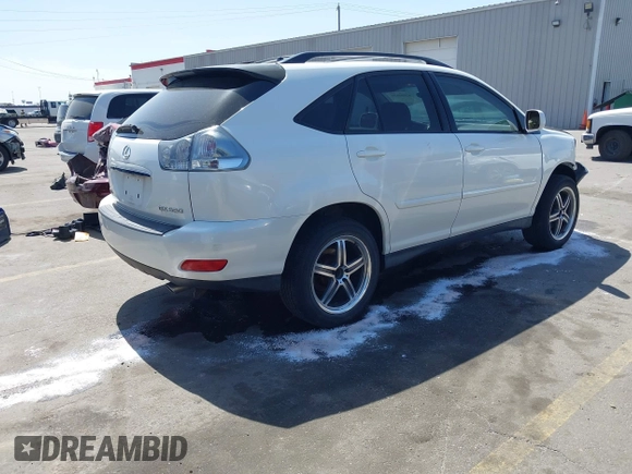 2004 Lexus RX 330 with VIN JTJGA31U840034009, listed as a IAAI auction lot 42004638 with 252,942 mi miles. Bid and sale history available at carsss.com. Image 4.