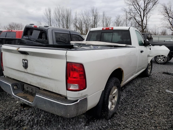 2017 Ram 1500 Tradesman with VIN 3C6JR6DGXHG504641, listed as a Copart auction lot 44434515 with 159,894 mi miles and Salvage title. Bid and sale history available at DreamBid. Image 3.