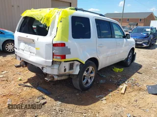2015 Honda Pilot EX-L z VIN 5FNYF3H5XFB014016, wystawiony jako IAAI lot #42177572 z przebiegiem 94 735 mil mil oraz . Historia ofert i sprzedaży dostępna na DreamBid. Obrazek 4.