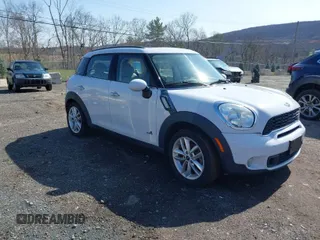2012 MINI Countryman S with VIN WMWZC5C50CWL58328, listed as a IAAI auction lot 41945128 with 110,321 mi miles and . Bid and sale history available at DreamBid. Image 1.