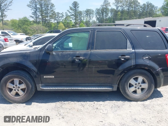 2008 Ford Escape XLT с VIN 1FMCU931X8KB06459, выставлен на аукционе IAAI как лот 42055096 с пробегом 156 316 миль миль и . История ставок и продаж доступна на DreamBid. Изображение 14.