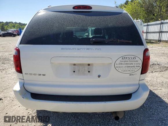 2005 Dodge Caravan SXT with VIN 2D4GP44L55R331470, listed as a Copart auction lot 53113855 with 98,398 mi miles and Salvage title. Bid and sale history available at DreamBid. Image 6.