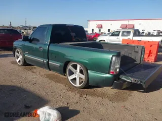 2002 Chevrolet Silverado 1500 with VIN 1GCEC14W12Z159349, listed as a IAAI auction lot 41765256 with 132,934 mi miles. Bid and sale history available at carsss.com. Image 3.