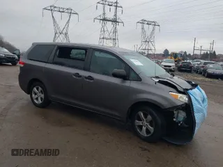 2011 Toyota Sienna with VIN 5TDZK3DC7BS017563, listed as a IAAI auction lot 41442444 with 259,547 mi miles. Bid and sale history available at carsss.com. Image 1.