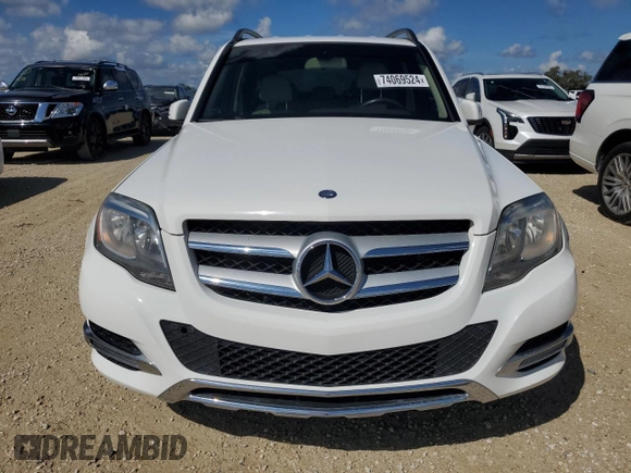 2014 Mercedes-Benz GLK 350 with VIN WDCGG5HB3EG239824, listed as a Copart auction lot 74069524 with 60,217 mi miles and Salvage Title. Bid and sale history available at DreamBid. Image 5.