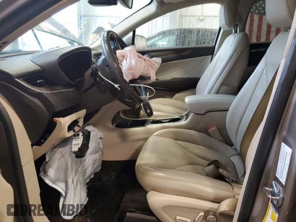 2018 Lincoln MKC Reserve z VIN 5LMTJ3DH1JUL32477, wystawiony jako Copart lot #55209765 z przebiegiem 63 295 mil mil oraz Czysty tytuł • Clean title. Historia ofert i sprzedaży dostępna na DreamBid. Obrazek 7.