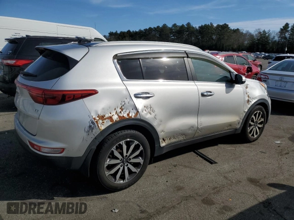 2017 Kia Sportage EX z VIN KNDPN3AC9H7032328, wystawiony jako Copart lot #47433485 z przebiegiem 140 336 mil mil oraz Nie do naprawy • Non repairable. Historia ofert i sprzedaży dostępna na DreamBid. Obrazek 3.
