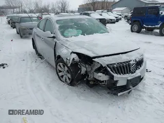 2015 Buick Regal Premium I with VIN 2G4GN5EX6F9133441, listed as a IAAI auction lot 41628079 with 88,883 mi miles. Bid and sale history available at carsss.com. Image 1.
