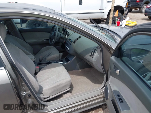 2006 Nissan Altima SE z VIN 1N4BL11D46N322200, wystawiony jako IAAI lot #42131619 z przebiegiem 248 538 mil mil oraz . Historia ofert i sprzedaży dostępna na DreamBid. Obrazek 5.
