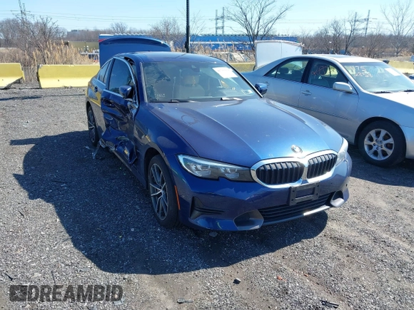 2020 BMW 3 Series 330i xDrive with VIN 3MW5R7J02L8B36382, listed as a IAAI auction lot 41715034 with 67,964 mi miles. Bid and sale history available at carsss.com. Image 1.