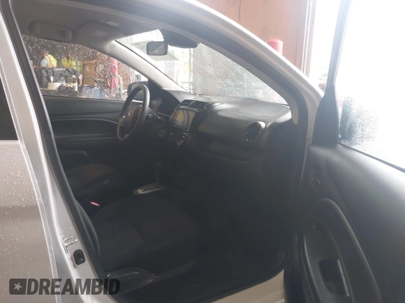 2021 Mitsubishi Mirage ES z VIN ML32AUHJ9MH008568, wystawiony jako IAAI lot #42428758 z przebiegiem 69 863 mil mil oraz . Historia ofert i sprzedaży dostępna na DreamBid. Obrazek 5.