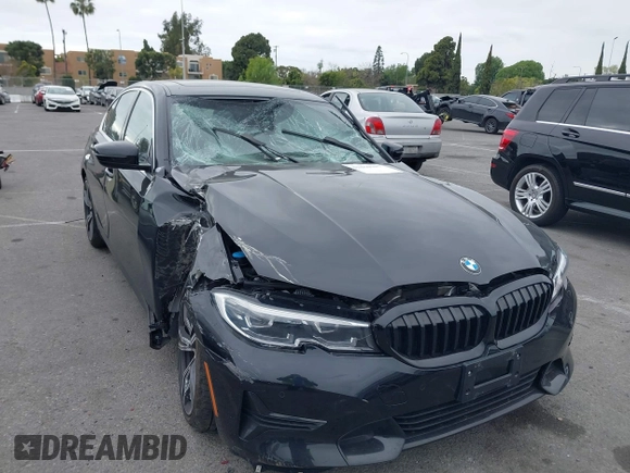 2021 BMW 3 Series 330i with VIN 3MW5R1J07M8B89836, listed as a IAAI auction lot 41860987 with 39,247 mi miles. Bid and sale history available at carsss.com. Image 1.