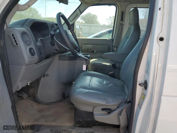 2010 Ford Econoline Wagon XL with VIN 1FBSS3BL5ADA47325, listed as a Copart auction lot 72460344 with 378,102 mi miles and Salvage Title. Bid and sale history available at carsss.com. Image 7.