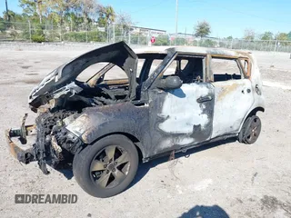 2017 Kia Soul with VIN KNDJN2A26H7488973, listed as a IAAI auction lot 41780537 with 1 mi miles. Bid and sale history available at carsss.com. Image 2.