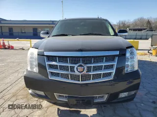 2010 Cadillac Escalade ESV Platinum Edition z VIN 1GYUKKEF6AR137536, wystawiony jako Copart lot #48436155 z przebiegiem 167 150 mil mil oraz Szkoda całkowita • Salvage title. Historia ofert i sprzedaży dostępna na DreamBid. Obrazek 5.