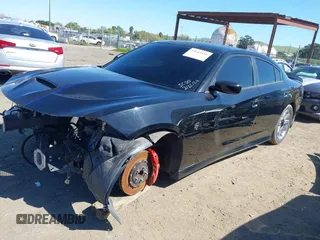 2017 Dodge Charger SRT Hellcat z VIN 2C3CDXL90HH509733, wystawiony jako IAAI lot #39143116 z przebiegiem Nie podano mil oraz . Historia ofert i sprzedaży dostępna na DreamBid. Obrazek 17.