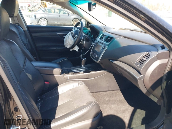 2016 Nissan Altima SL z VIN 1N4BL3AP7GC160503, wystawiony jako IAAI lot #41800943 z przebiegiem 105 619 mil mil oraz . Historia ofert i sprzedaży dostępna na DreamBid. Obrazek 5.
