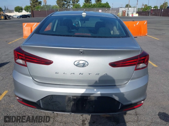 2020 Hyundai Elantra SEL z VIN 5NPD84LF0LH562957, wystawiony jako IAAI lot #42280413 z przebiegiem 88 505 mil mil oraz . Historia ofert i sprzedaży dostępna na DreamBid. Obrazek 16.