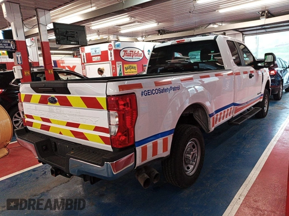 2020 Ford F-250 XL z VIN 1FT7X2BTXLEE50470, wystawiony jako IAAI lot #42786344 z przebiegiem 292 133 mil mil oraz . Historia ofert i sprzedaży dostępna na DreamBid. Obrazek 6.