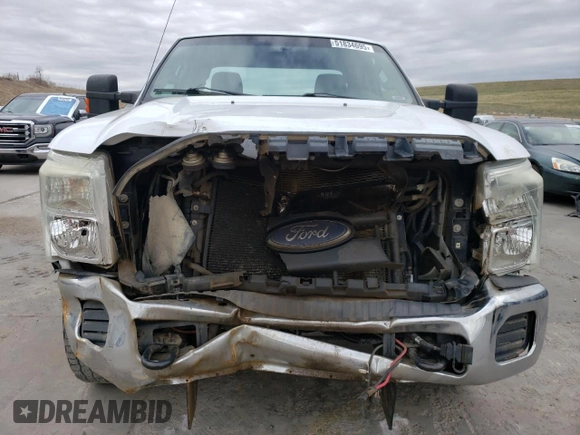 2015 Ford F-250 XLT with VIN 1FT7X2B65FEB71328, listed as a Copart auction lot 51834695 with 181,224 mi miles and Salvage title. Bid and sale history available at DreamBid. Image 5.