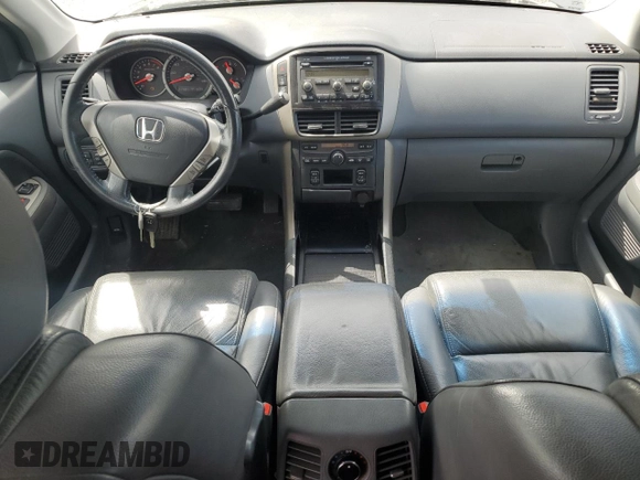 2008 Honda Pilot EX-L with VIN 5FNYF18598B017593, listed as a Copart auction lot 54671415 with 217,881 mi miles and Non Repairable. Bid and sale history available at DreamBid. Image 8.