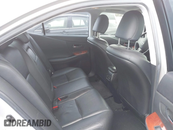 2010 Lexus HS 250h z VIN JTHBB1BA9A2017446, wystawiony jako IAAI lot #42119697 z przebiegiem 156 642 mil mil oraz . Historia ofert i sprzedaży dostępna na DreamBid. Obrazek 8.