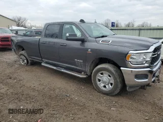 2022 Ram 2500 Big Horn z VIN 3C6UR5JL0NG239202, wystawiony jako Copart lot #53045565 z przebiegiem 64 839 mil mil oraz Szkoda całkowita • Salvage title. Historia ofert i sprzedaży dostępna na DreamBid. Obrazek 4.