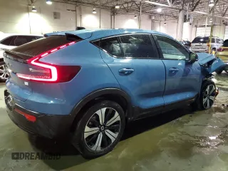 2023 Volvo C40 Recharge Pure Electric Plus with VIN YV4ED3GL8P2065413, listed as a Copart auction lot 41132434 with 32,209 mi miles. Bid and sale history available at carsss.com. Image 3.