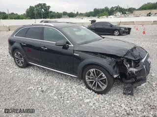 2018 Audi A4 allroad Premium Plus with VIN WA18NAF4XJA032402, listed as a Copart auction lot 57117734 with 82,816 mi miles and Salvage Title. Bid and sale history available at carsss.com. Image 4.