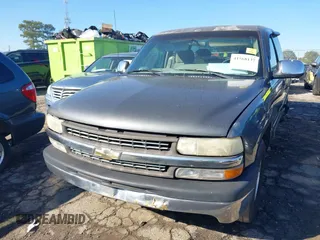 2000 Chevrolet Silverado 1500 with VIN 2GCEC19VXY1296243, listed as a IAAI auction lot 41568137 with 239,533 mi miles. Bid and sale history available at carsss.com. Image 12.