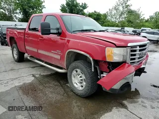2008 GMC Sierra 2500HD SLT с VIN 1GTHK23698F156944, выставлен на аукционе Copart как лот 59491615 с пробегом 200 293 миль миль и Списание • Salvage title. История ставок и продаж доступна на DreamBid. Изображение 13.