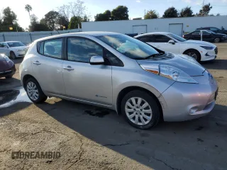 2015 Nissan LEAF S z VIN 1N4AZ0CP7FC334638, wystawiony jako Copart lot #46296695 z przebiegiem 38 916 mil mil oraz Szkoda całkowita • Salvage title. Historia ofert i sprzedaży dostępna na DreamBid. Obrazek 4.