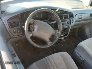 2000 Toyota Sienna CE with VIN 4T3ZF19C5YU286430, listed as a Copart auction lot 83337344 with 0 mi miles and Clean Title. Bid and sale history available at carsss.com. Image 8.