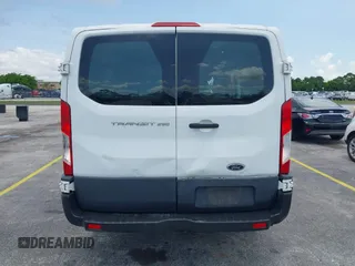 2015 Ford Transit Cargo with VIN 1FTNR1ZM4FKA33913, listed as a IAAI auction lot 42368442 with 91,608 mi miles and . Bid and sale history available at DreamBid. Image 15.