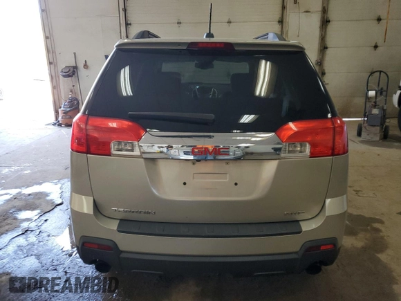 2015 GMC Terrain SLE z VIN 2GKFLWE31F6174915, wystawiony jako Copart lot #71265493 z przebiegiem 108 777 mil mil oraz Szkoda całkowita • Salvage title. Historia ofert i sprzedaży dostępna na DreamBid. Obrazek 6.